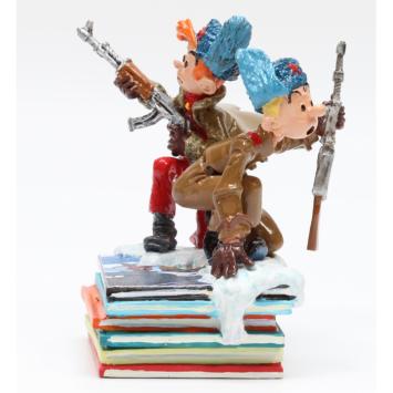 Robbedoes en Kwabbernoot bij de Sovjets op stapel boeken