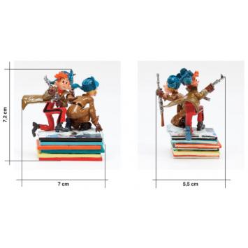 Robbedoes en Kwabbernoot bij de Sovjets op stapel boeken